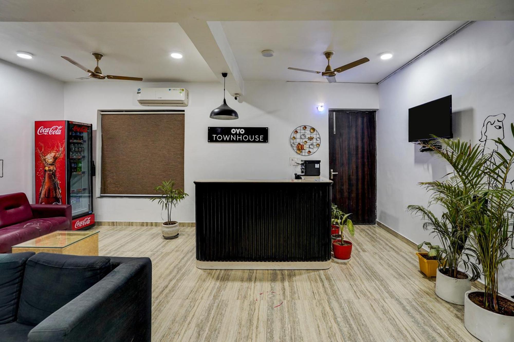 Hotel Townhouse Cloud Bay Gurgaon Zewnętrze zdjęcie